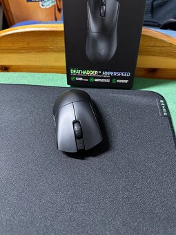 Razer Deathadder v3 Hyperspeed s 8kHz recieverom - 10