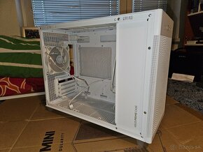 PC skrinka ASUS Prime AP201 biela so sklenenou bocnicou - 10