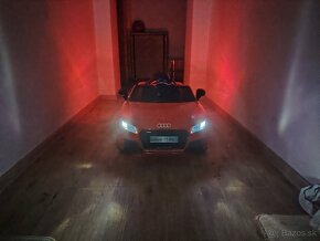 Elektrické autíčko Audi TT RS - výborný stav - 10