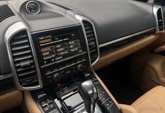 Porsche Cayenne II FL 3.0 V6 Diesel FULL LED KAMERA BOSE - 10