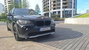 BMW X1 18d panorama - 10