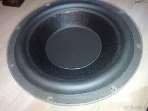 Nový basový reproduktor. ESX 300 W RMS.10“ 25 cm. - 10