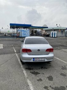 Volkswagen Passat B7 2.0 TDI 125 kw 2011 - 10