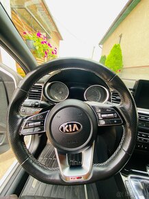 kia pro´ceed 1,6crdi gt line - 10