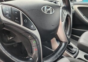 Hyundai i30 1.6TOP STAV-AUT.KLIMA-TEMPOMAT - 10