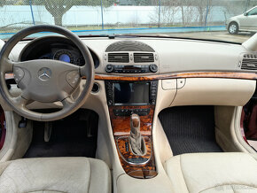 Mercedes-Benz E 320  --4 matic--kup.v SR--ELEGANCE-- - 10