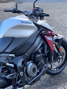 Suzuki  GSX-S 1000 2024 - 10