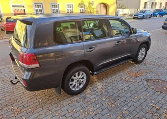 Toyota Land Cruiser 4,5 D4-D Lux REZERVE nafta automat - 10