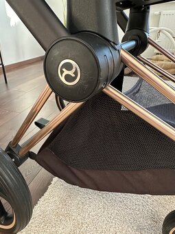 Cybex Priam - 10