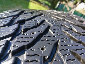 245/40 r19 zimne pneumatiky - 10