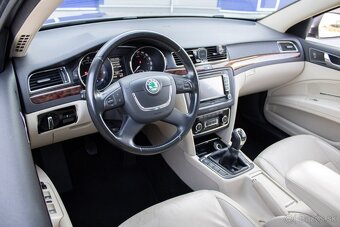 Škoda Superb Combi 1.8 TSI 4x4 Elegance - 10