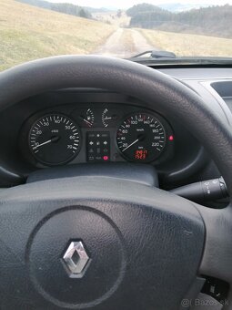 Renault Clio 2003 34 000km - 10