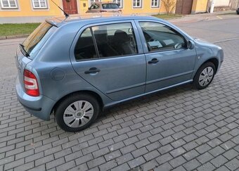 Škoda Fabia 1,4 16V Ambiente Automat benzín automat 55 kw - 10