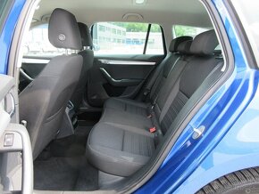 Škoda Octavia Combi 1.6 TDI 115k Ambition DSG - 10