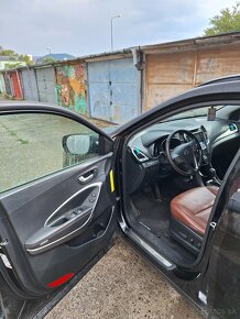 Hyundai Santa Fe 2,2 Crdi Premium rezervované - 10