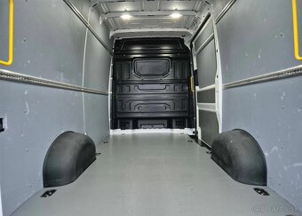 Volkswagen Crafter L2H2 2,0TDi / 140 Hp - 10