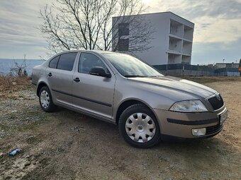 Škoda octavia 1.6 - 10