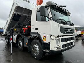 VOLVO FM 450 trojstranný sklapač s hydraulickou rukou TOP - 10