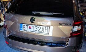 SKODA ZNAKY LOGA NAPISY EMBLEMY - CIERNE - FAREBNE - CHROM - 10