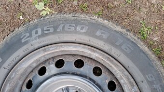 Predám zimne kolesa 205/60R16 - 10