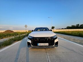 Audi Q8 - 10