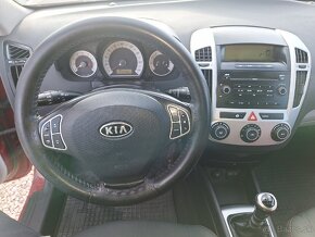 Kia Ceed 1.4 - 10