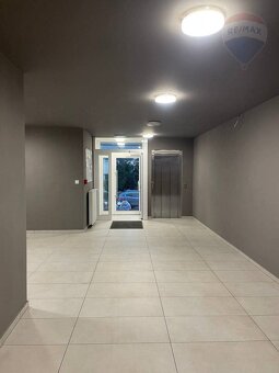 Prenajom bytu (Garsónka) 22m2, Bratislava-Ružinov - 10