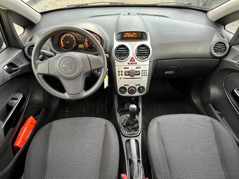 Opel Corsa 1.4 16V Sport - 10