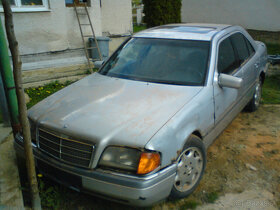 Mercedes W 202 - 10