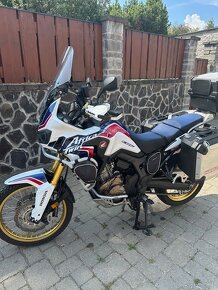 HONDA AFRICA TWIN - 10