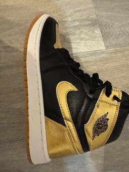 Jordan 1 Retro High OG 'Black Metallic Gold' 39 - 10