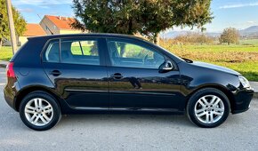 VOLKSWAGEN GOLF 1.9 TDI UNITED SPORT - Bez DPF / Ťažné - 10