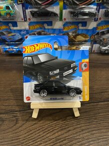 Hotwheels - 10