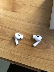 Apple Airpods Pro 2 - 10