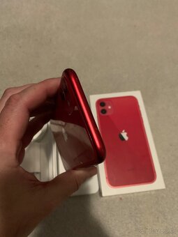 Predám iPhone 11.64 GB.100% batéria. - 10