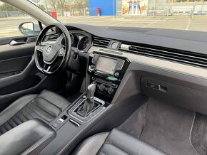 Volkswagen Passat Variant B8 1.8 TSI DSG Highline - 10