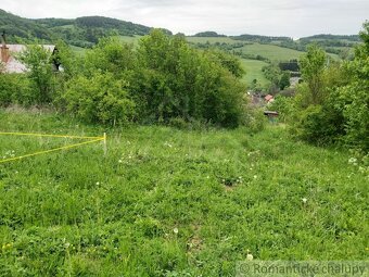 Pozemok v prírodnom prostredí s výhľadom nad obcou Zubák n - 10