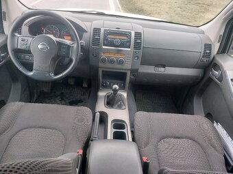 Nissan PATHFINDER 2.5 dCi 4x4 - 10