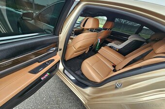 BMW 740D x-drive - 10