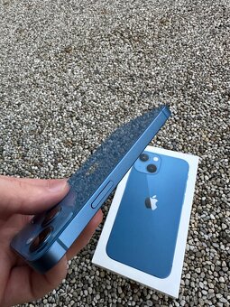 iPhone 13 mini - baterie 100% blue - 10