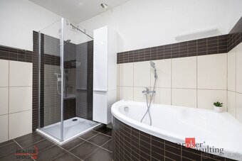 Moderný 3 izbový byt na predaj Banská Bystrica, priestranný  - 10