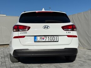 Hyundai i30 CW 1.4 T-GDi Family / 65000KM / 1. MAJITEĽ / - 10