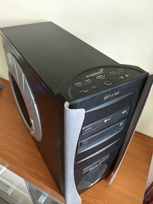 PC: i7-4770, z97, 8GB RAM, GTX780 3GB, SSD 120GB, 650W - 10