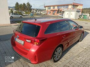 Auris Grand Turismo Hybrid - 10