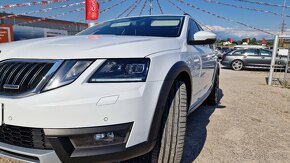 Škoda Octavia Combi 2.0 TDI 184k Scout DSG 4x4 WEBASTO  LED - 10