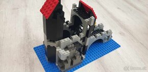 LEGO SYSTEM 6075 Wolfpack Tower - 10