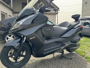 Kymco Downtown 300i - 10