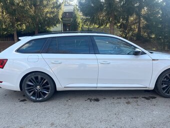 Škoda superb sportline - 10