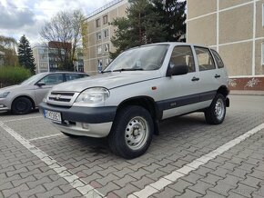 Chevrolet Niva - 10