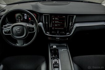 Volvo V60 Cross Country - 10